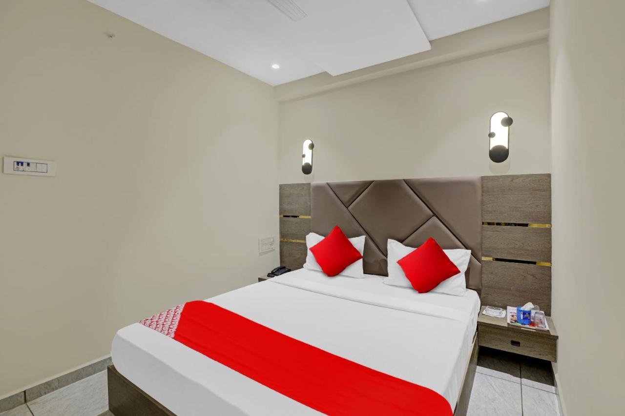 Hotel O Shree Palace Utran Экстерьер фото